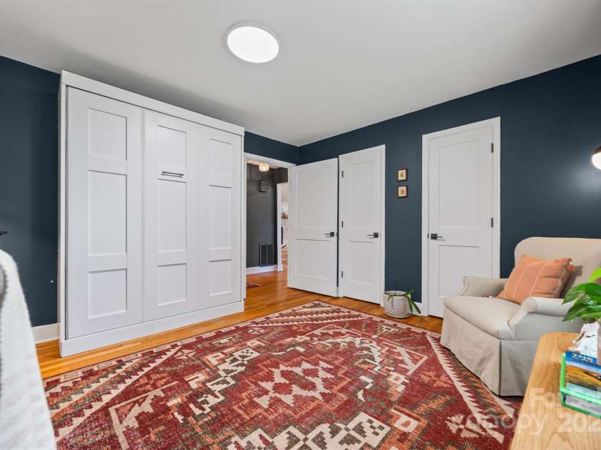 2116 Lynbridge Drive, Charlotte, NC 28270.  MLS# CAR4295610, YatesRealty ID 35273. 