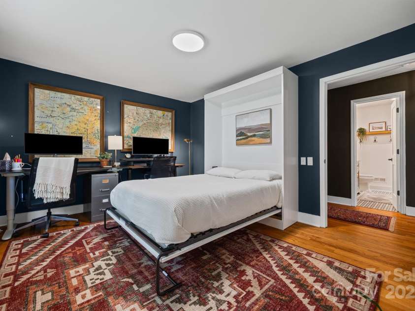 2116 Lynbridge Drive, Charlotte, NC 28270.  MLS# CAR4295610, YatesRealty ID 35273. 
