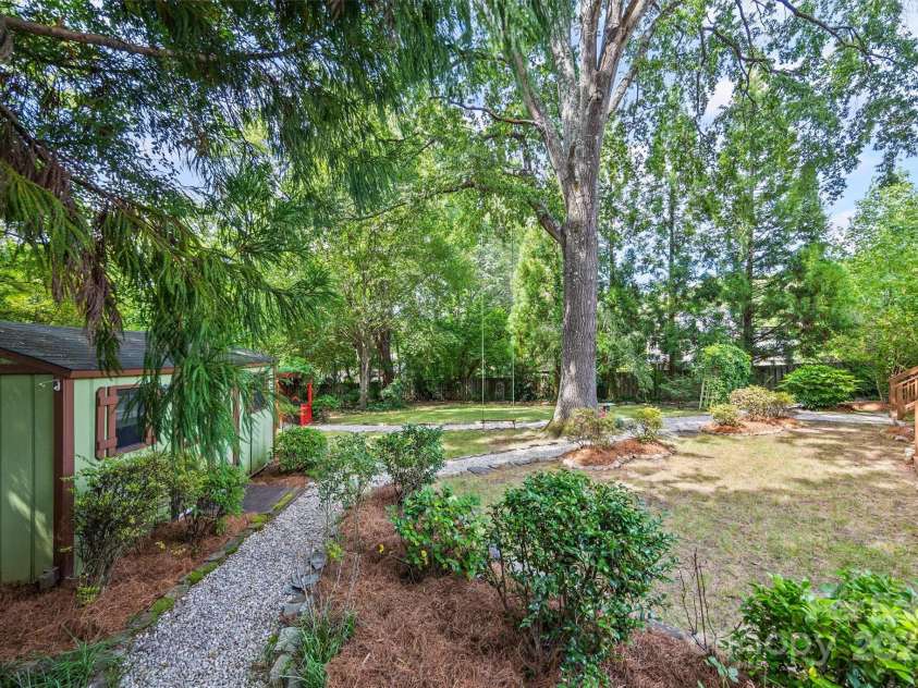 2116 Lynbridge Drive, Charlotte, NC 28270.  MLS# CAR4295610, YatesRealty ID 35273. 