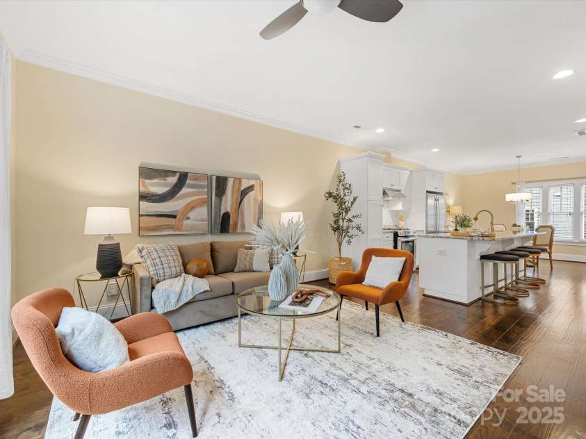 2032 Euclid Avenue, Charlotte, NC 28203.  MLS# CAR4290792, YatesRealty ID 35274. 