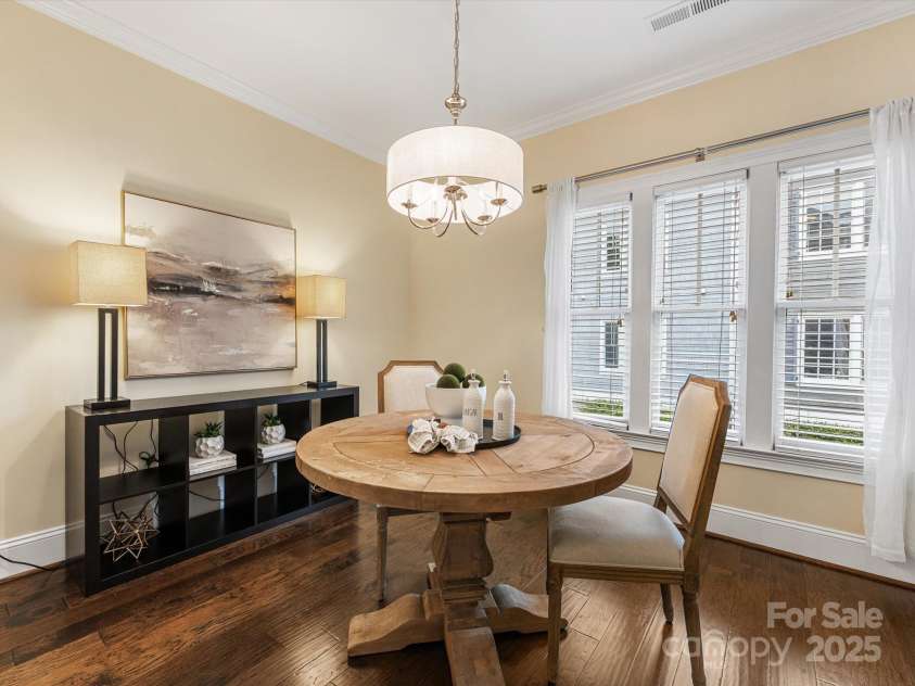 2032 Euclid Avenue, Charlotte, NC 28203.  MLS# CAR4290792, YatesRealty ID 35274. 