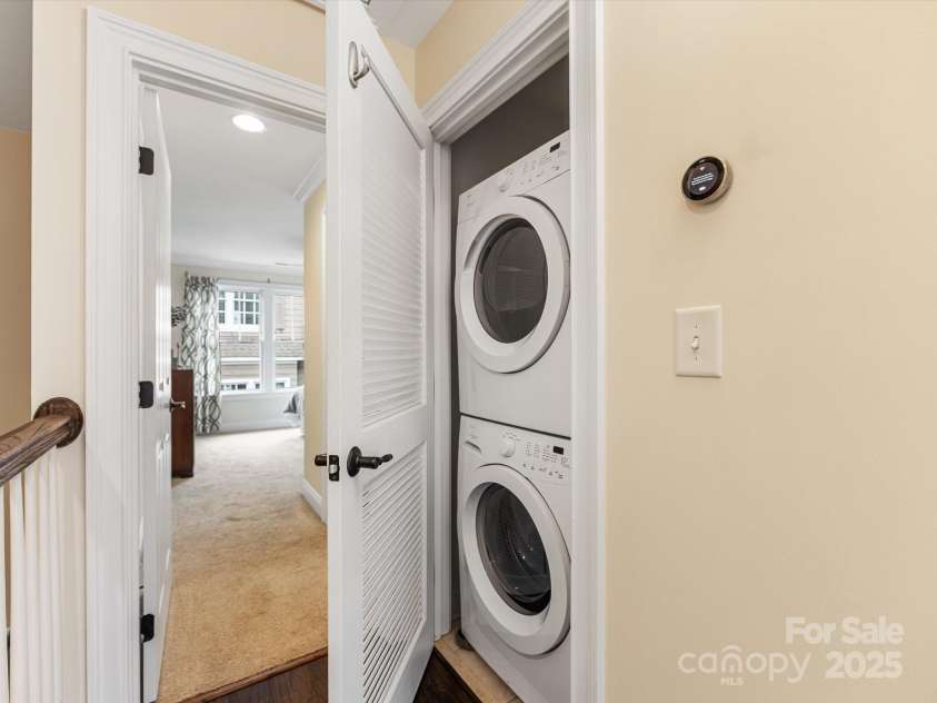 2032 Euclid Avenue, Charlotte, NC 28203.  MLS# CAR4290792, YatesRealty ID 35274. 
