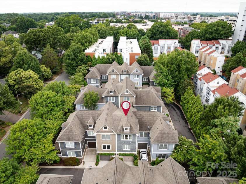 2032 Euclid Avenue, Charlotte, NC 28203.  MLS# CAR4290792, YatesRealty ID 35274. 