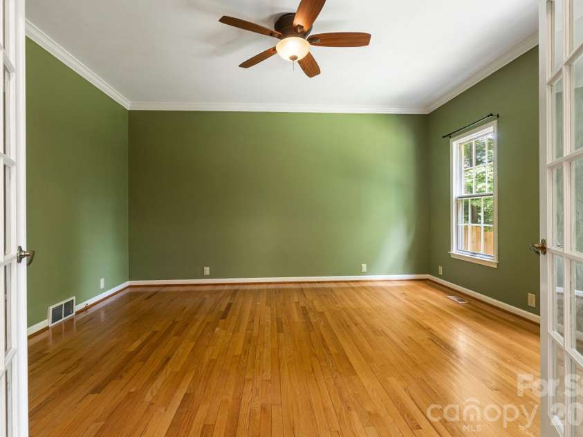 94 Paradise Cove Road, Penrose, NC 28766.  MLS# CAR4391944, YatesRealty ID 35275. 