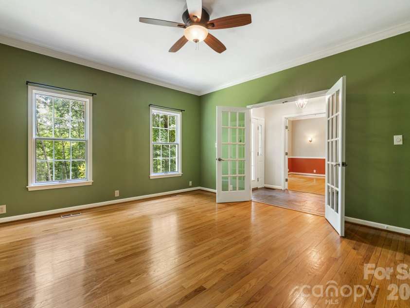 94 Paradise Cove Road, Penrose, NC 28766.  MLS# CAR4391944, YatesRealty ID 35275. 