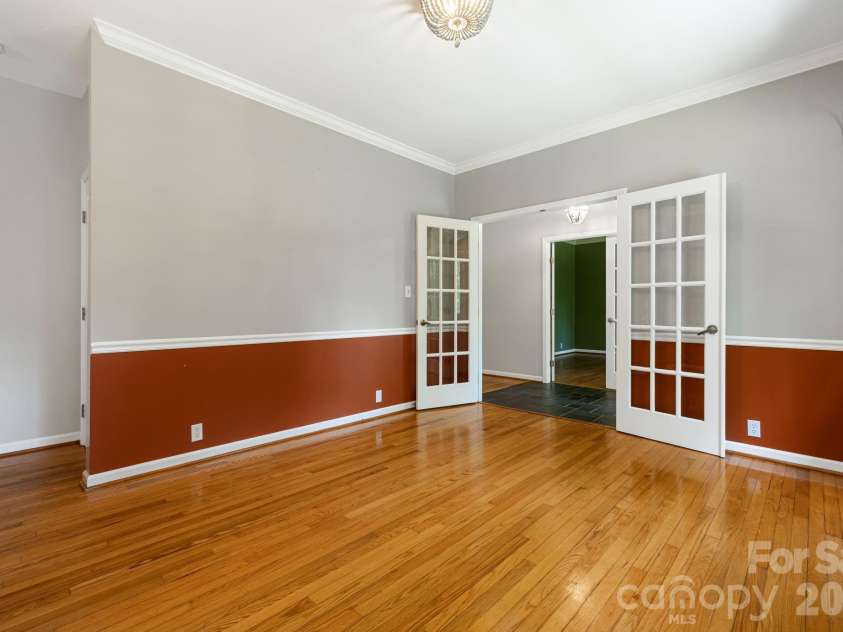 94 Paradise Cove Road, Penrose, NC 28766.  MLS# CAR4391944, YatesRealty ID 35275. 