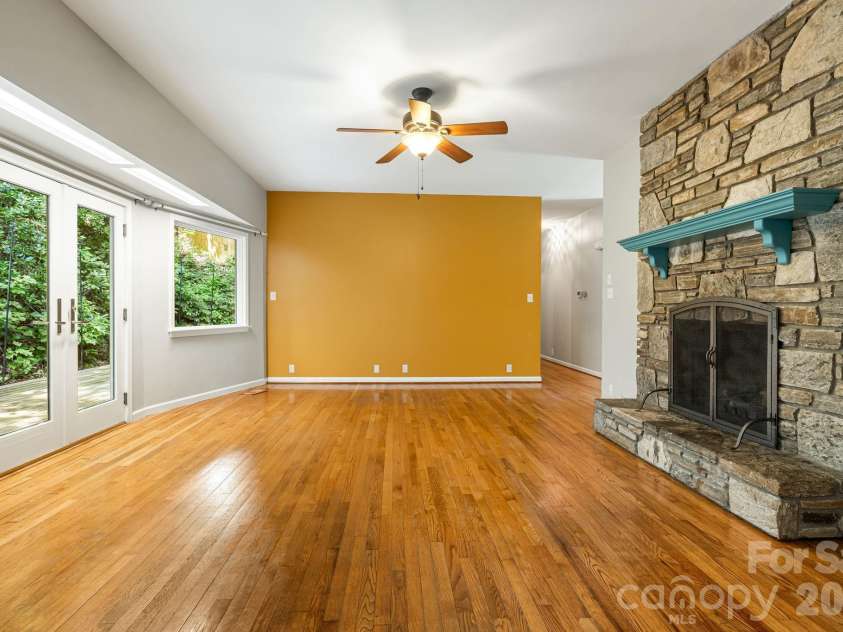 94 Paradise Cove Road, Penrose, NC 28766.  MLS# CAR4391944, YatesRealty ID 35275. 