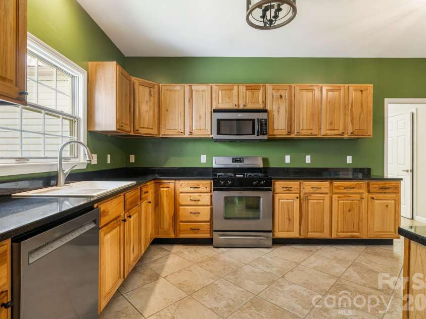 94 Paradise Cove Road, Penrose, NC 28766.  MLS# CAR4391944, YatesRealty ID 35275. 