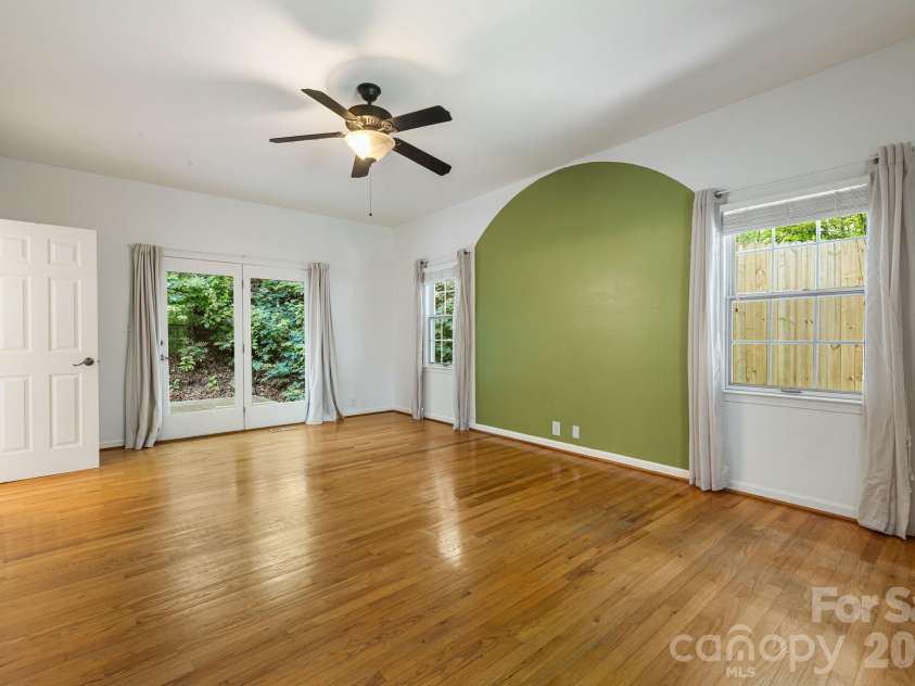 94 Paradise Cove Road, Penrose, NC 28766.  MLS# CAR4391944, YatesRealty ID 35275. 