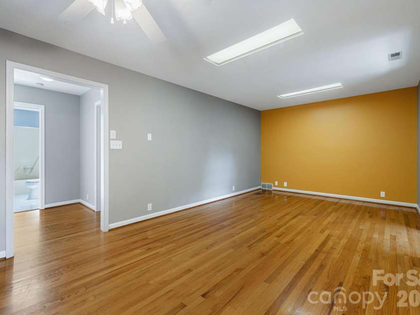 94 Paradise Cove Road, Penrose, NC 28766.  MLS# CAR4391944, YatesRealty ID 35275. 