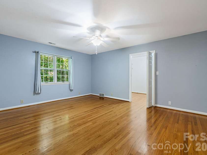94 Paradise Cove Road, Penrose, NC 28766.  MLS# CAR4391944, YatesRealty ID 35275. 