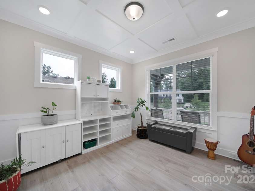 17350 Monocacy Boulevard, Huntersville, NC 28078.  MLS# CAR4289190, YatesRealty ID 35277. 