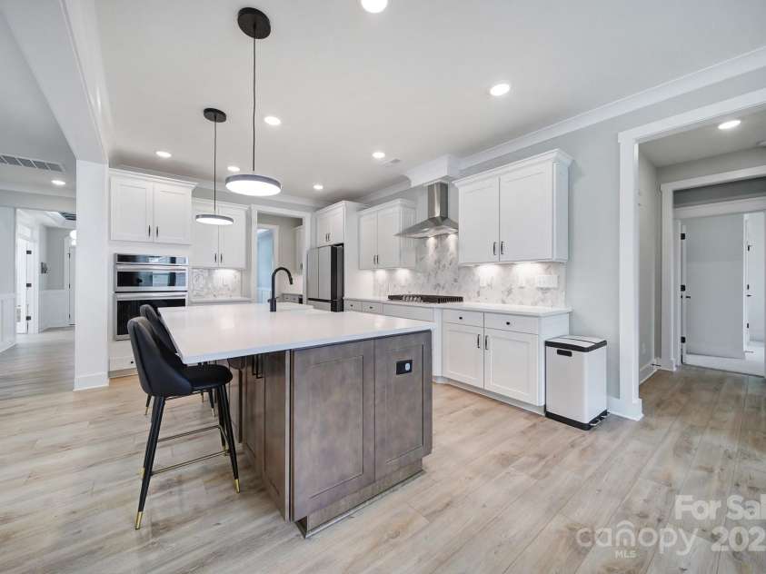17350 Monocacy Boulevard, Huntersville, NC 28078.  MLS# CAR4289190, YatesRealty ID 35277. 