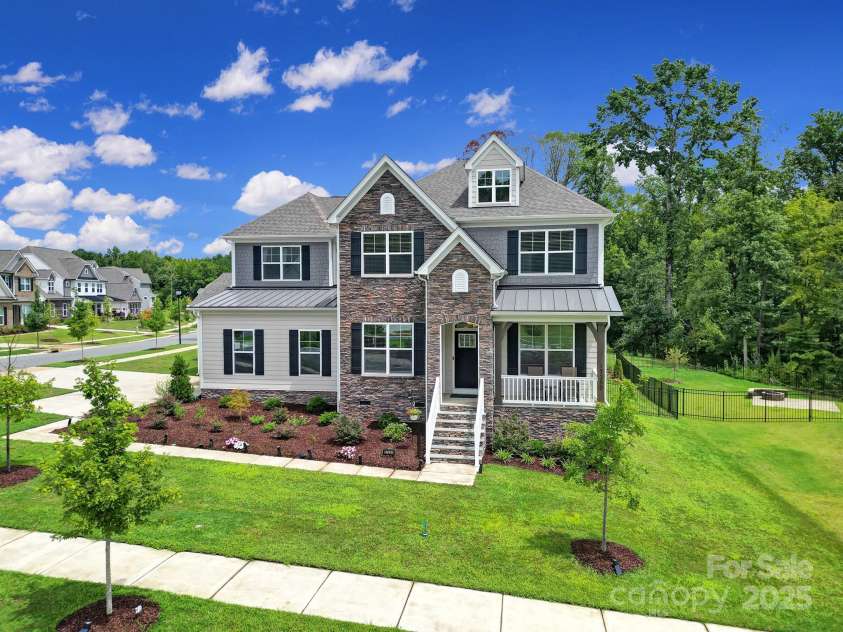 17350 Monocacy Boulevard, Huntersville, NC 28078.  MLS# CAR4289190, YatesRealty ID 35277. 