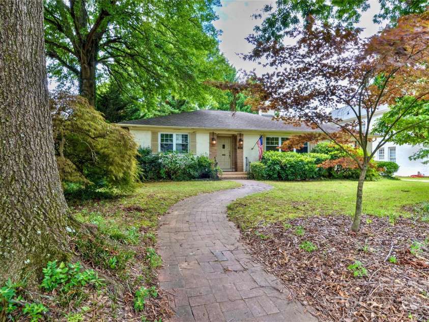 1960 Maryland Avenue, Charlotte, NC 28209.  MLS# CAR4282355, YatesRealty ID 35278. 1960 Maryland AveCharlotte NC