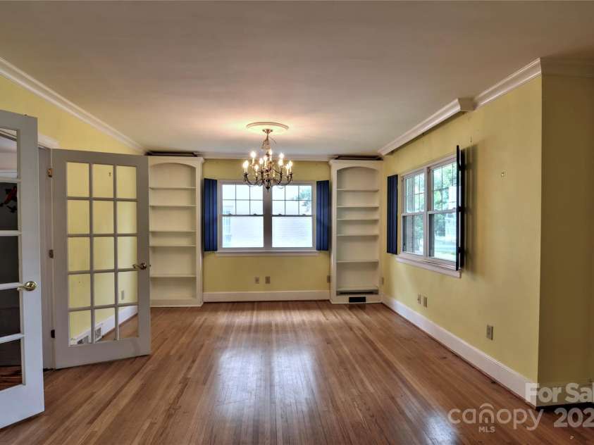 1960 Maryland Avenue, Charlotte, NC 28209.  MLS# CAR4282355, YatesRealty ID 35278. Dining Room and French Doors1960 Maryland AveCharlotte NC
