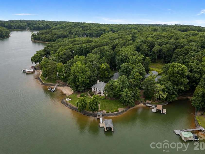 2161 Windy Oaks Road, Fort Mill, SC 29708.  MLS# CAR4392621, YatesRealty ID 35278. 