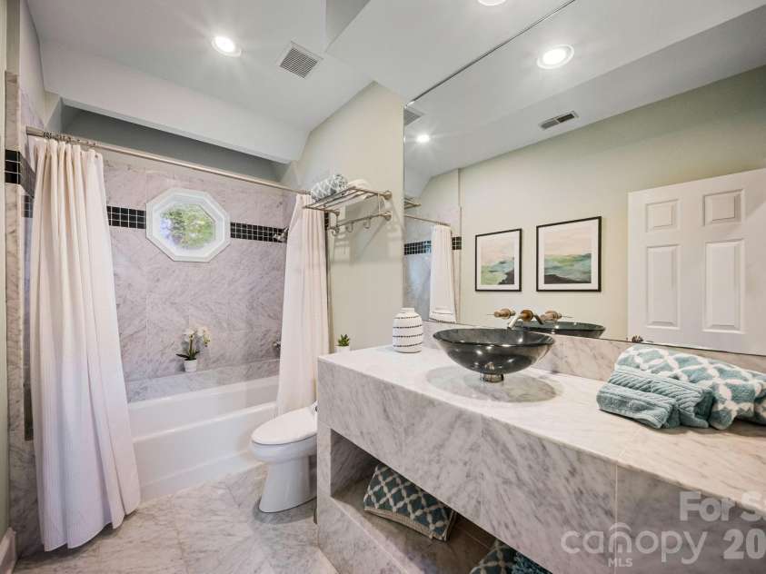 2161 Windy Oaks Road, Fort Mill, SC 29708.  MLS# CAR4392621, YatesRealty ID 35278. 