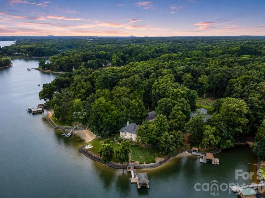 2161 Windy Oaks Road, Fort Mill, SC 29708.  MLS# CAR4392621, YatesRealty ID 35278. 
