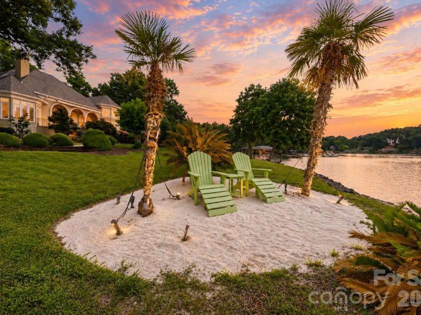2161 Windy Oaks Road, Fort Mill, SC 29708.  MLS# CAR4392621, YatesRealty ID 35278. 