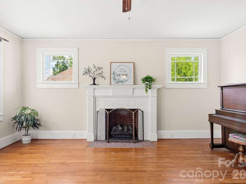 108 Reedy Street, Chester, SC 29706.  MLS# CAR4393209, YatesRealty ID 35279. 