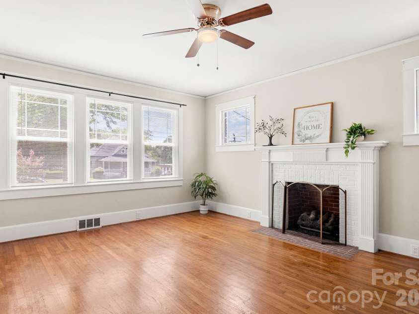 108 Reedy Street, Chester, SC 29706.  MLS# CAR4393209, YatesRealty ID 35279. 