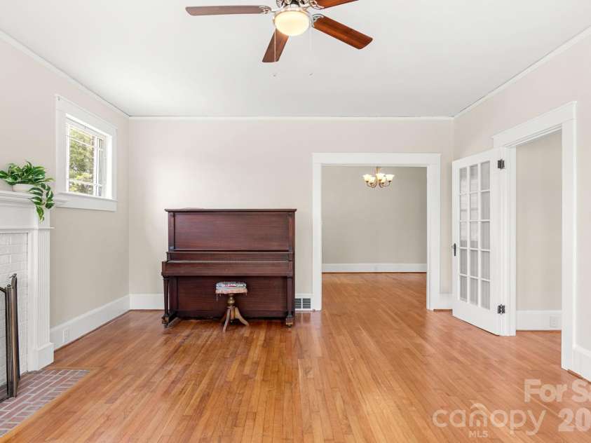 108 Reedy Street, Chester, SC 29706.  MLS# CAR4393209, YatesRealty ID 35279. 