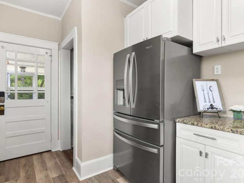 108 Reedy Street, Chester, SC 29706.  MLS# CAR4393209, YatesRealty ID 35279. 