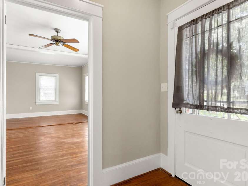 108 Reedy Street, Chester, SC 29706.  MLS# CAR4393209, YatesRealty ID 35279. 