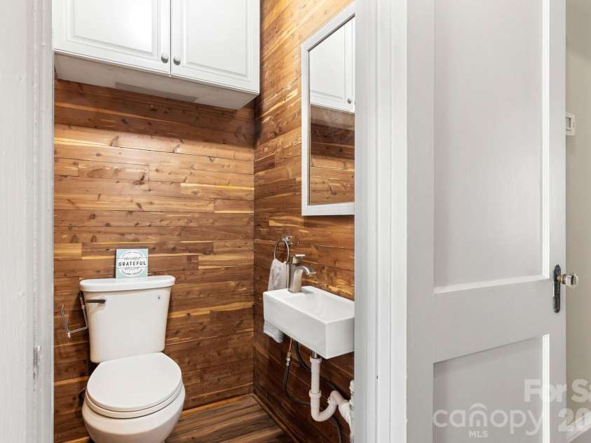 108 Reedy Street, Chester, SC 29706.  MLS# CAR4393209, YatesRealty ID 35279. Half Bath