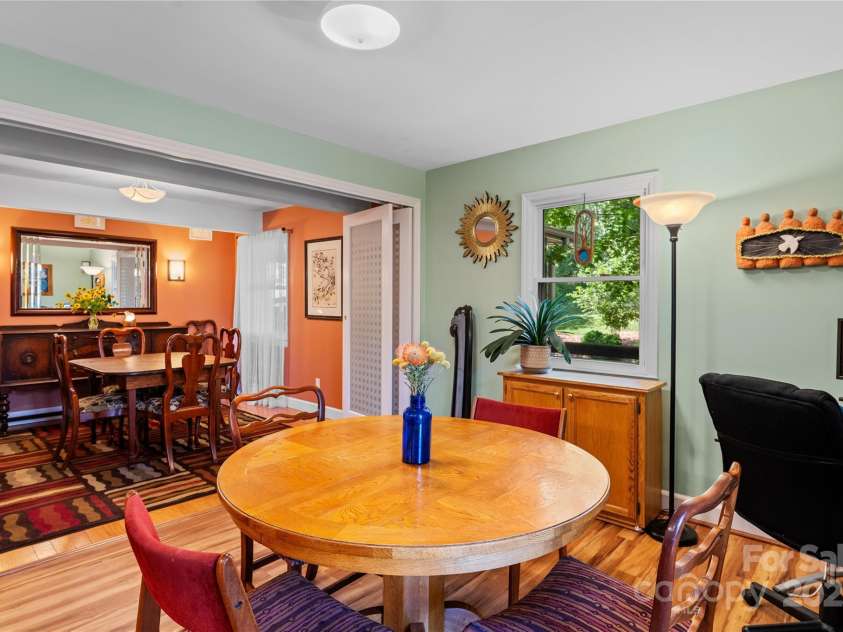 179 Marlborough Road, Asheville, NC 28804.  MLS# CAR4294288, YatesRealty ID 35279. 
