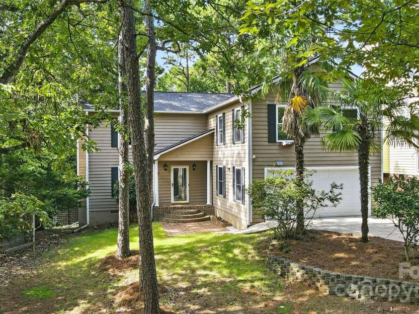 16031 Samoa Court, Fort Mill, SC 29708.  MLS# CAR4296185, YatesRealty ID 35280. 