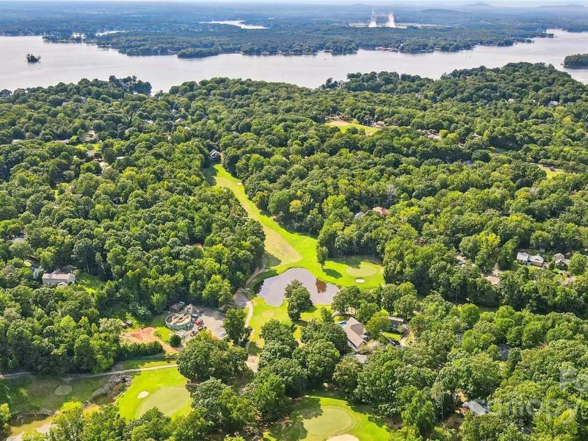 16031 Samoa Court, Fort Mill, SC 29708.  MLS# CAR4296185, YatesRealty ID 35280. 