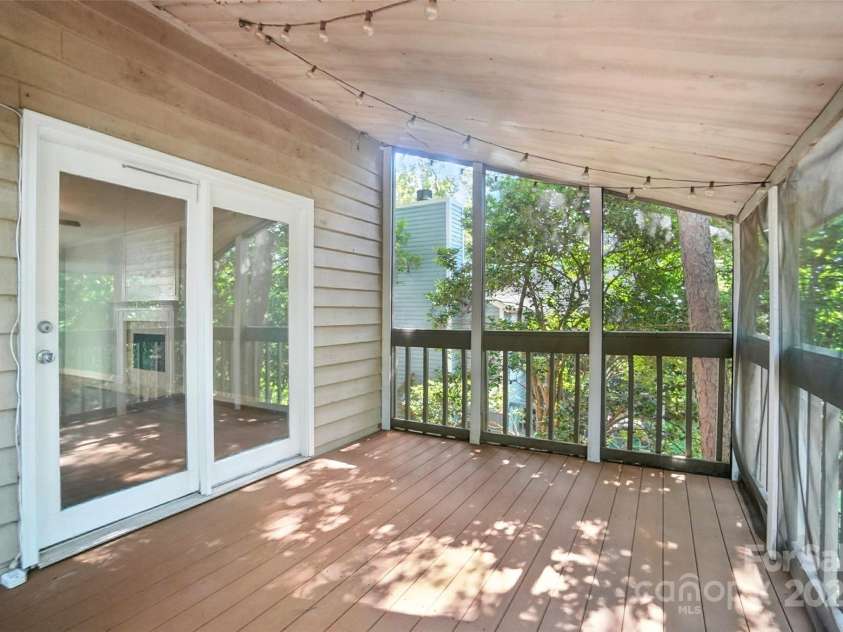 16031 Samoa Court, Fort Mill, SC 29708.  MLS# CAR4296185, YatesRealty ID 35280. 