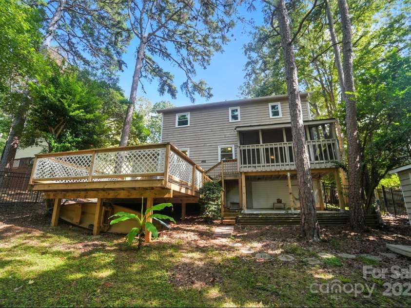 16031 Samoa Court, Fort Mill, SC 29708.  MLS# CAR4296185, YatesRealty ID 35280. 