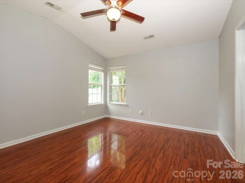 4821 Renfrew Drive, Concord, NC 28027.  MLS# CAR4396998, YatesRealty ID 35283. 