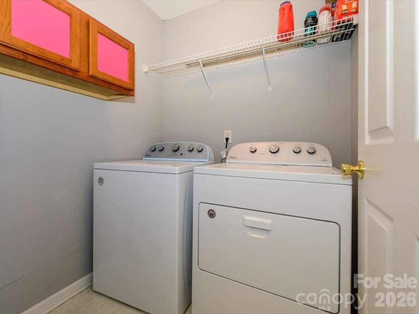 4821 Renfrew Drive, Concord, NC 28027.  MLS# CAR4396998, YatesRealty ID 35283. 
