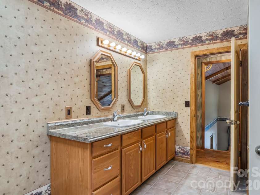 5809 Old NC 18 Highway, Connelly Springs, NC 28612.  MLS# CAR4397421, YatesRealty ID 35284. 