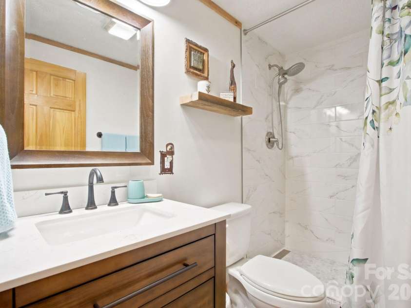 176 Ravens View, Boone, NC 28607.  MLS# CAR4398547, YatesRealty ID 35286. 