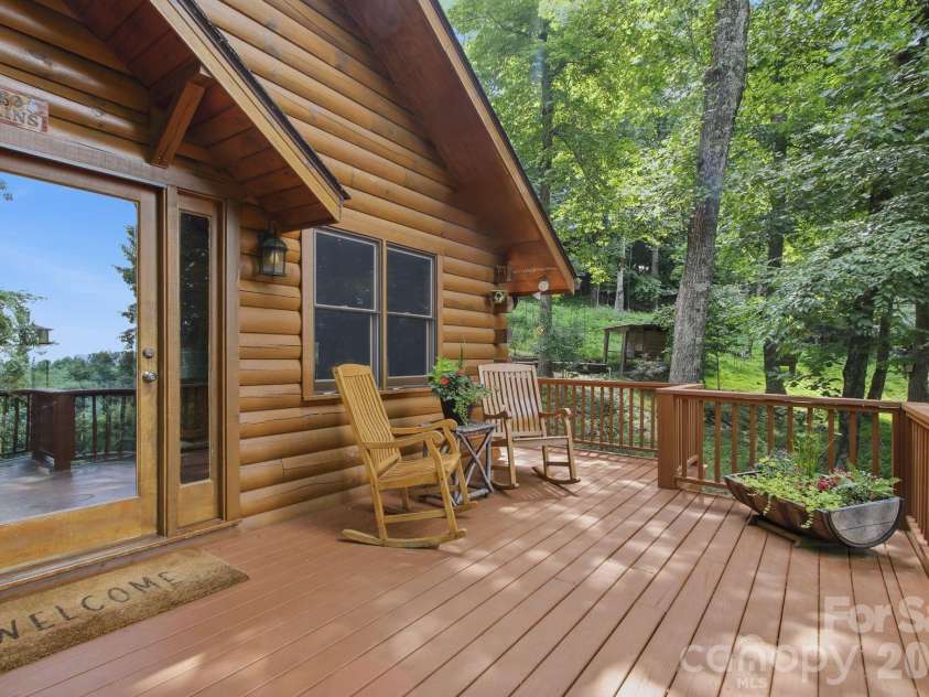176 Ravens View, Boone, NC 28607.  MLS# CAR4398547, YatesRealty ID 35286. 
