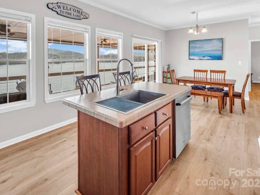 279 Lakewood Circle, Troy, NC 27371.  MLS# CAR4297868, YatesRealty ID 35286. 