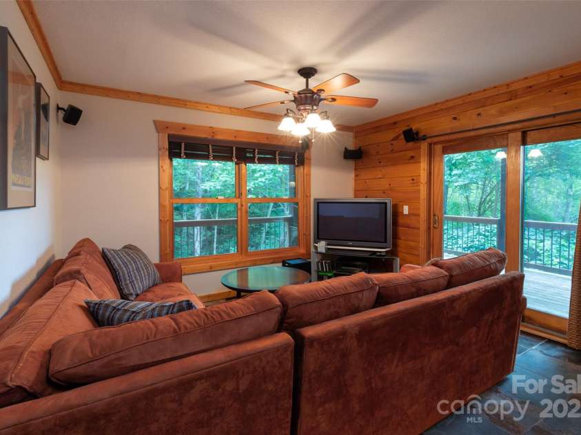 776 Still Branch Road, Sylva, NC 28779.  MLS# CAR4294629, YatesRealty ID 35287. 