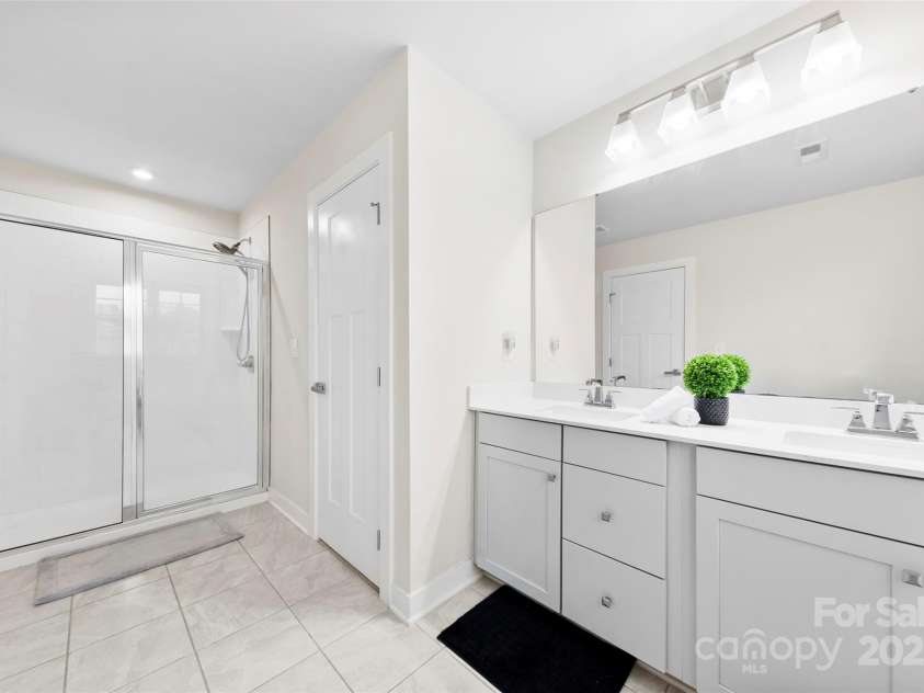 1022 Hinson Forest Road, Indian Trail, NC 28110.  MLS# CAR4264968, YatesRealty ID 35289. Primary Bathroom with dual vanities