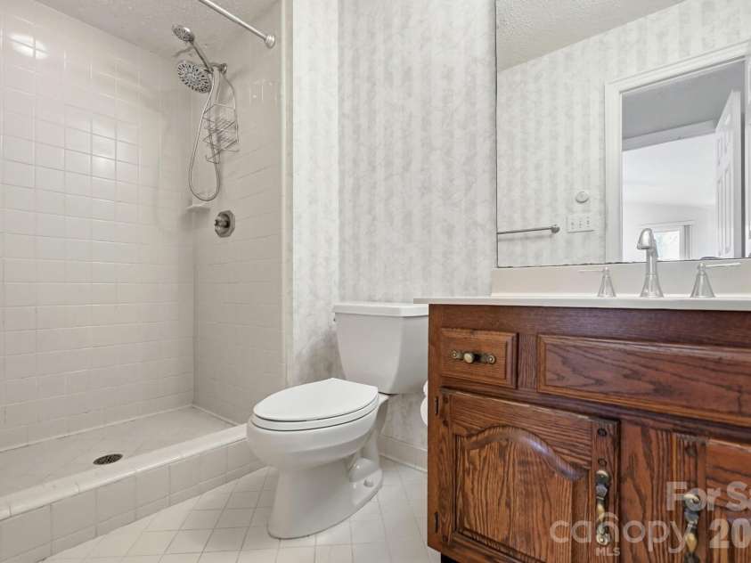 2914 Huckleberry Hill Drive, Fort Mill, SC 29715.  MLS# CAR4398954, YatesRealty ID 35289. 