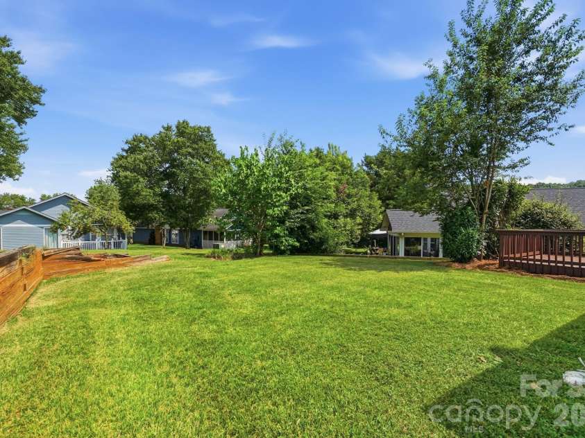 2914 Huckleberry Hill Drive, Fort Mill, SC 29715.  MLS# CAR4398954, YatesRealty ID 35289. 