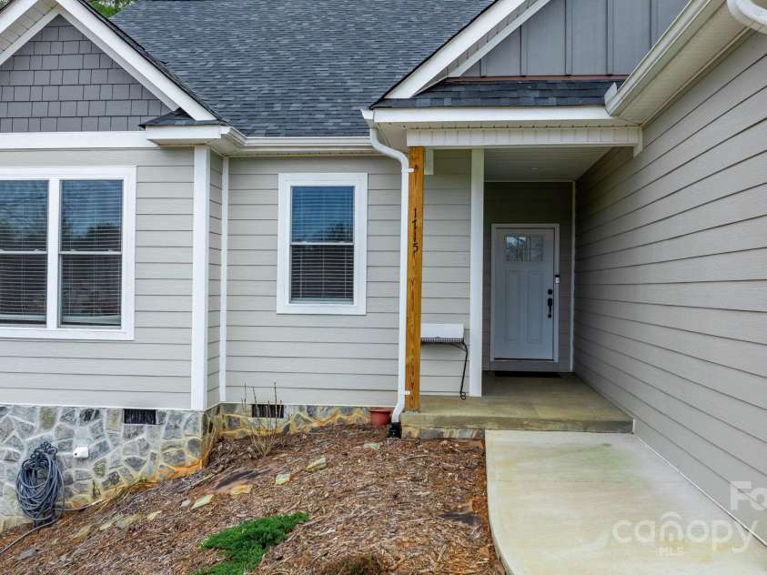 1715 Plantation Loop, Morganton, NC 28655.  MLS# CAR4221528, YatesRealty ID 3529. 