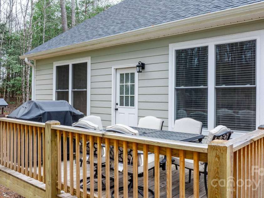 1715 Plantation Loop, Morganton, NC 28655.  MLS# CAR4221528, YatesRealty ID 3529. 