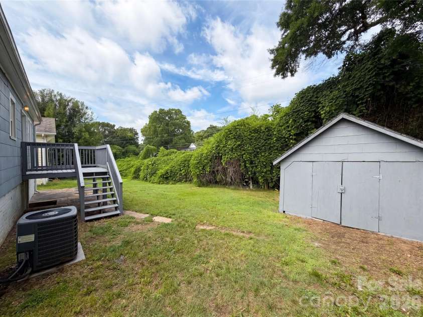 519 Rose Avenue, Kannapolis, NC 28083.  MLS# CAR4399463, YatesRealty ID 35290. 