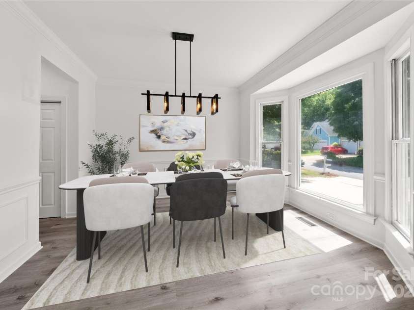 9418 Arborview Court, Charlotte, NC 28269.  MLS# CAR4285761, YatesRealty ID 35290. *Virtually staged