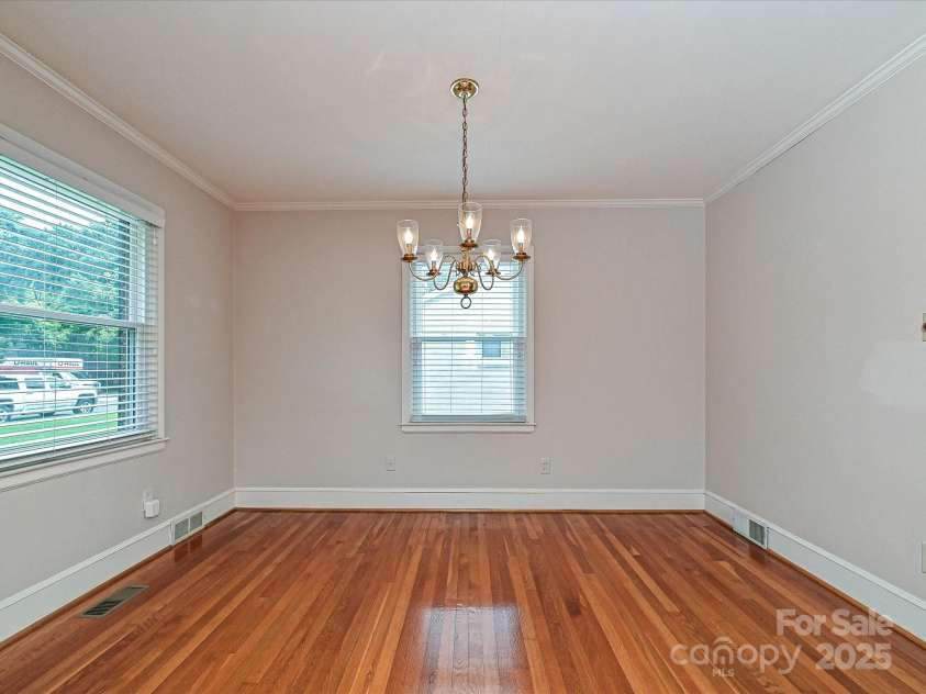 5408 Valley Forge Road, Charlotte, NC 28210.  MLS# CAR4286058, YatesRealty ID 35291. 